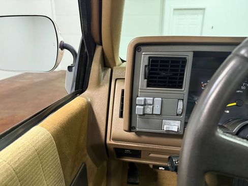 Used 1994 GMC Sierra 1500 2WD Regular Cab image 56