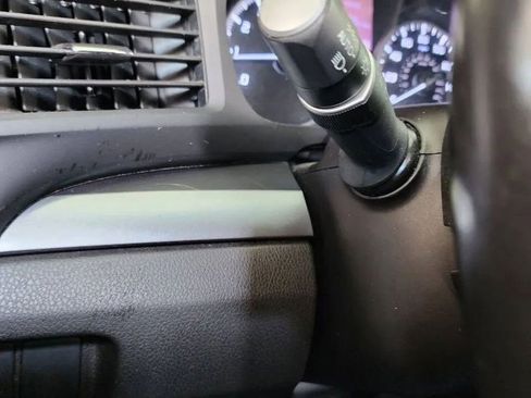 Used 2013 Acura ILX w/ Technology Package image 29