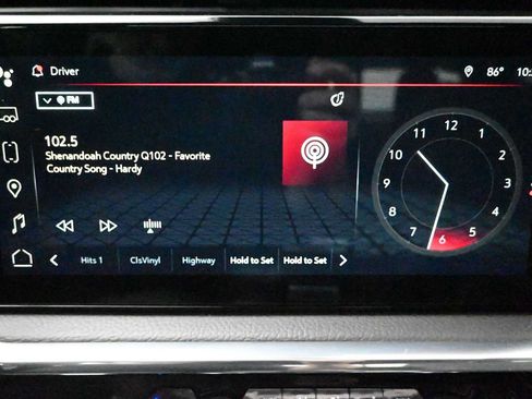 Used 2024 GMC Sierra 3500 Denali w/ Denali Reserve Package AWD/4WD image 13