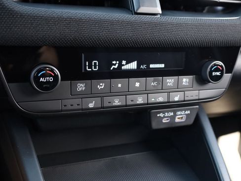 New 2026 Subaru Outback Premium AWD/4WD image 13