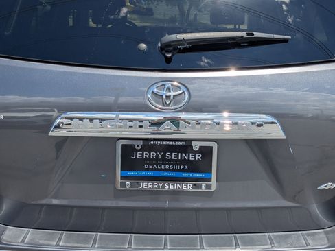 Used 2013 Toyota Highlander Limited AWD/4WD image 13