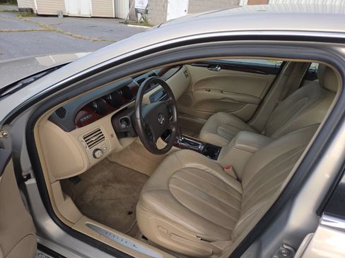 Used 2008 Buick Lucerne CXL w/ Driver Confidence Package FWD image 10