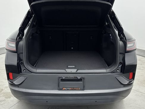 Used 2024 Volkswagen ID.4 S image 27