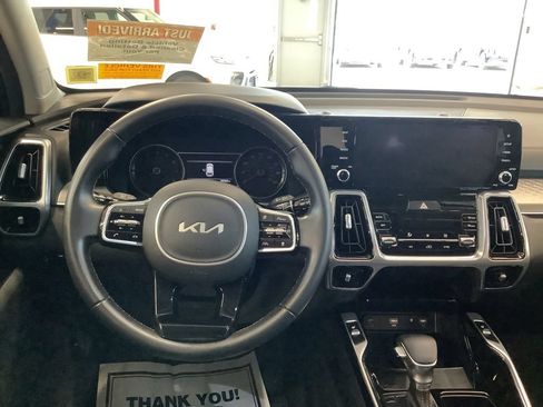 Certified 2022 Kia Sorento SX AWD/4WD image 12