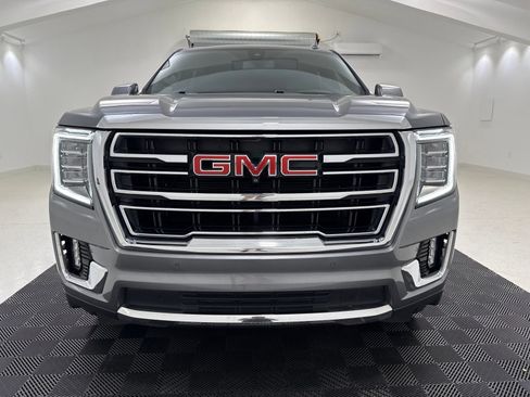 Used 2022 GMC Yukon SLT w/ SLT Luxury Package RWD image 2