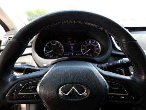 Used 2019 INFINITI QX50 Pure image 23