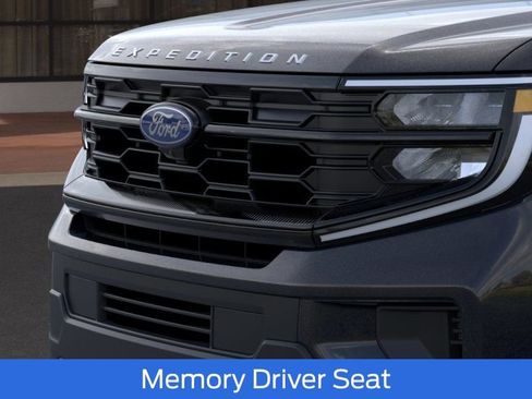 New 2025 Ford Expedition Active AWD/4WD image 22