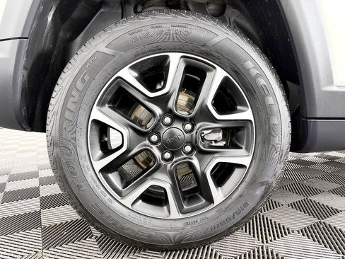 Used 2021 Jeep Compass Trailhawk AWD/4WD image 28