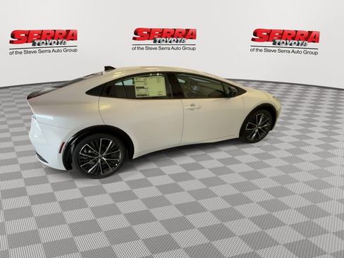 New 2026 Toyota Prius XLE image 10