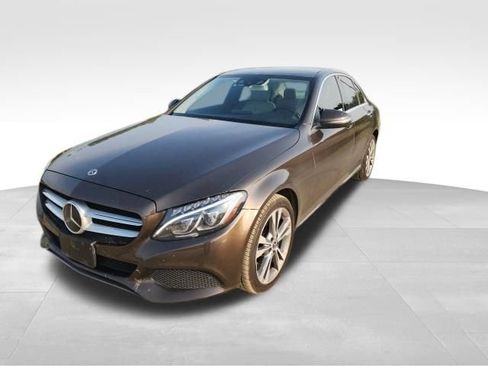 Used 2018 Mercedes-Benz C 300 4MATIC Sedan image 8