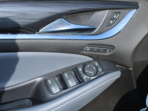 Used 2021 Buick Enclave Premium w/ Experience Buick Package image 10