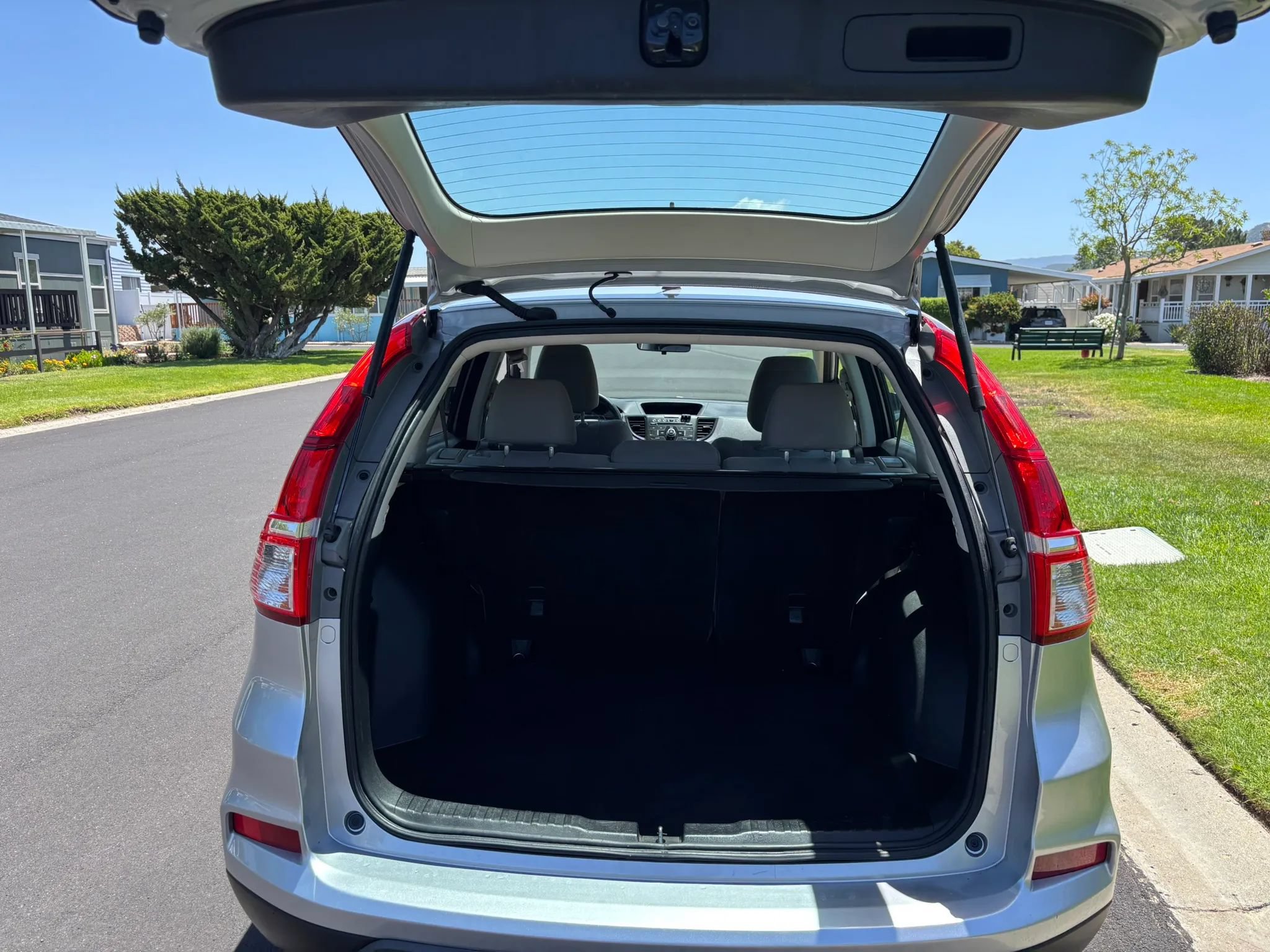 Used 2016 Honda CR-V LX image 11