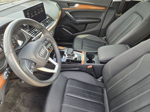 Certified 2023 Audi Q5 2.0T Premium w/ Convenience Package image 15