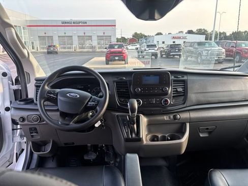 Used 2024 Ford Transit 150 Low Roof RWD image 19