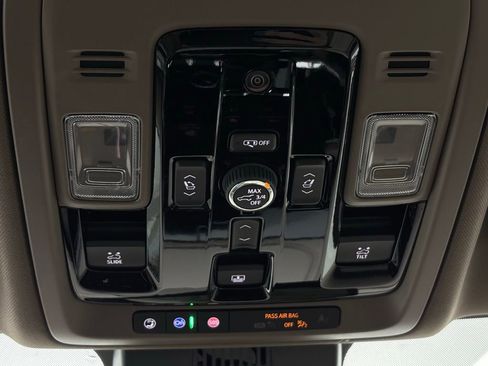 New 2026 GMC Yukon Denali w/ Sun & Power Step Package image 33