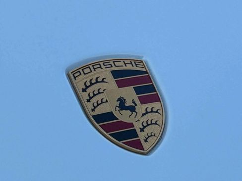 Used 2022 Porsche 718 Boxster image 47
