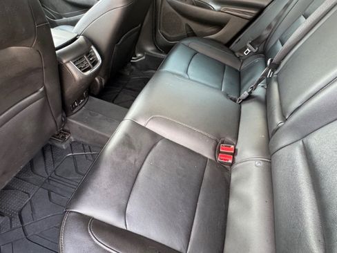 Used 2016 Chevrolet Malibu LT w/ Leather Package FWD image 15