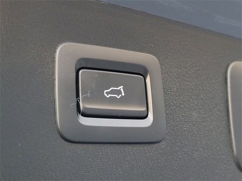 Used 2024 MAZDA CX-5 Carbon Edition image 16