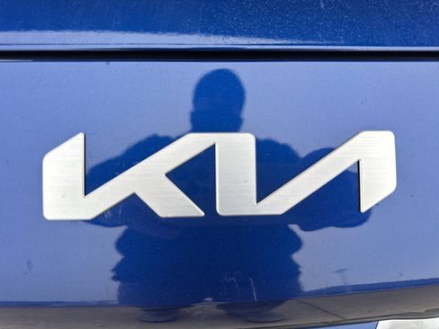 Used 2024 Kia Forte LXS image 13