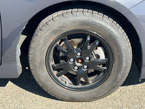 Used 2013 Toyota Prius Three FWD image 18