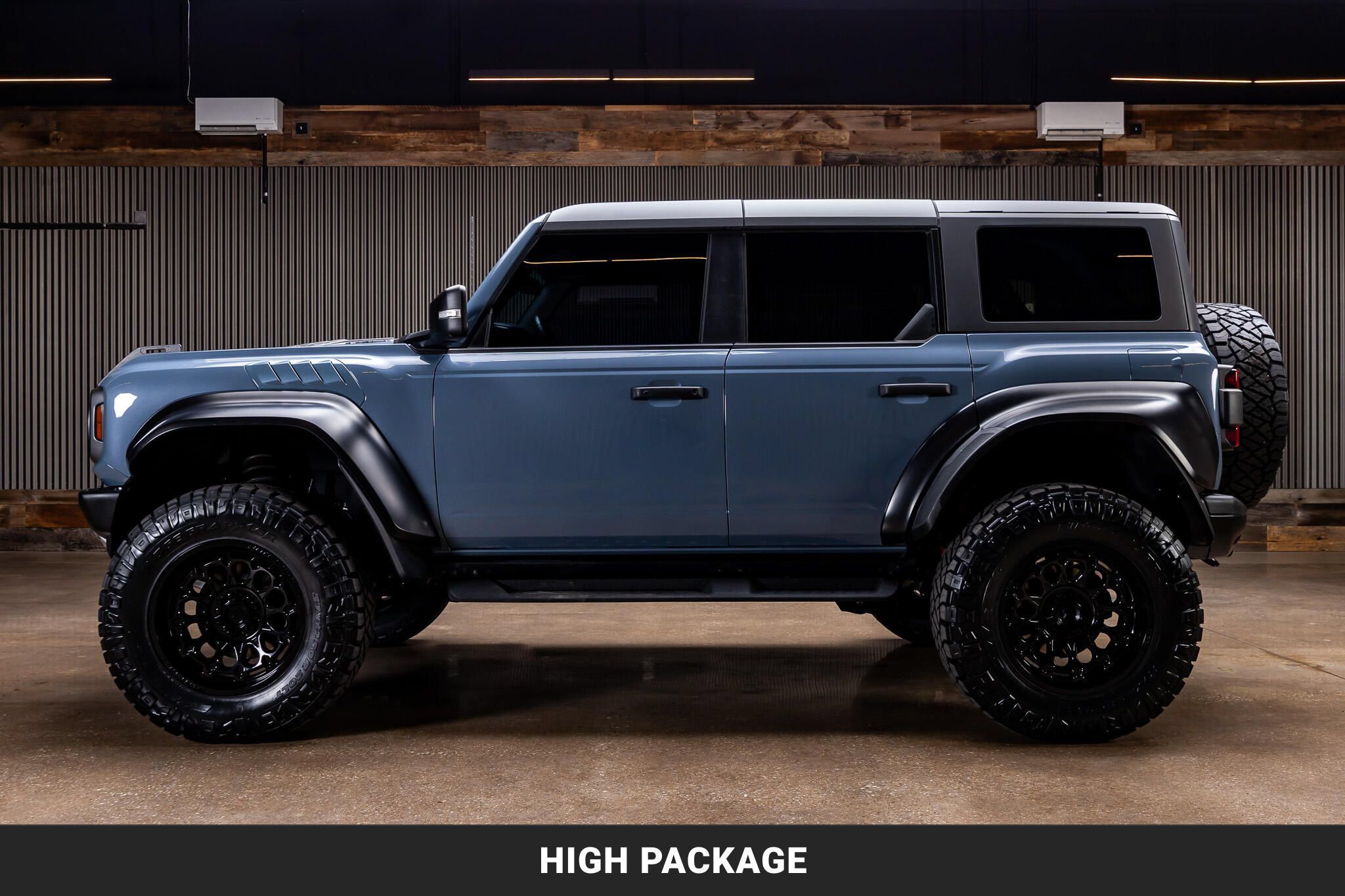 Used 2023 Ford Bronco Raptor AWD/4WD image 6