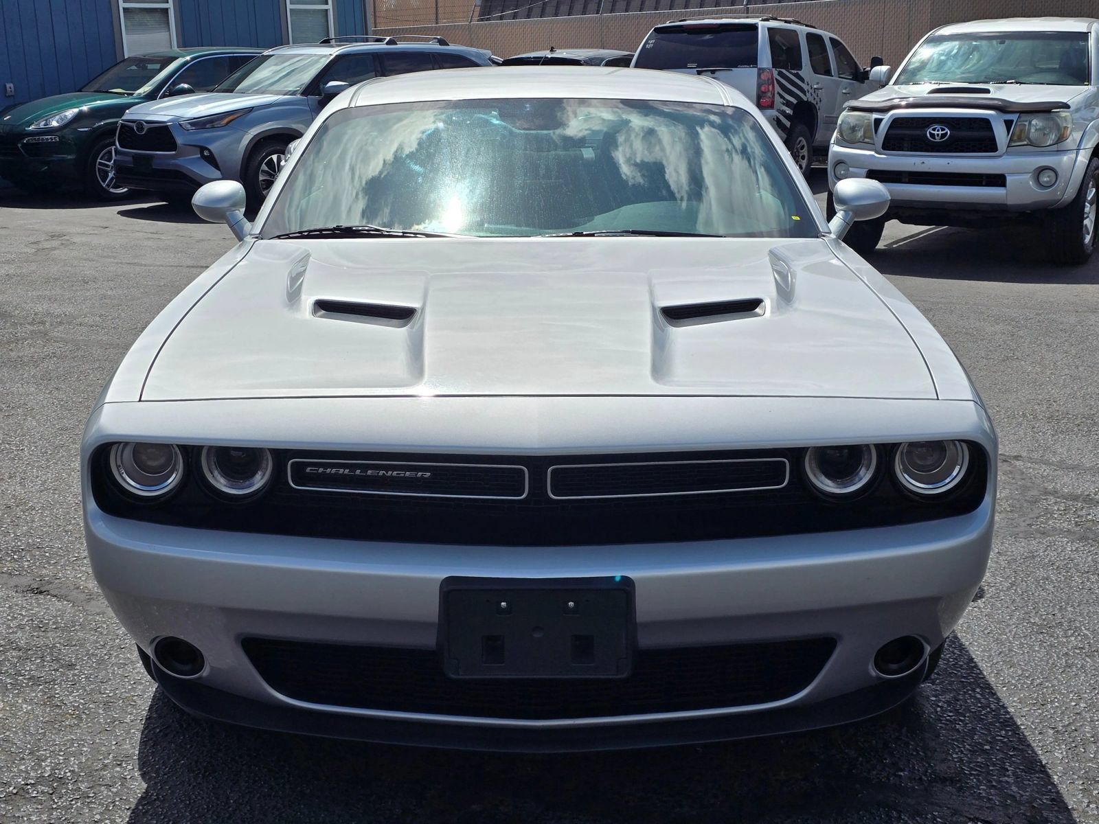 Used 2020 Dodge Challenger SXT RWD image 8