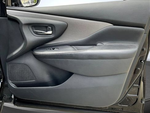Used 2023 Nissan Murano SV w/ SV Midnight Edition Package AWD/4WD image 29