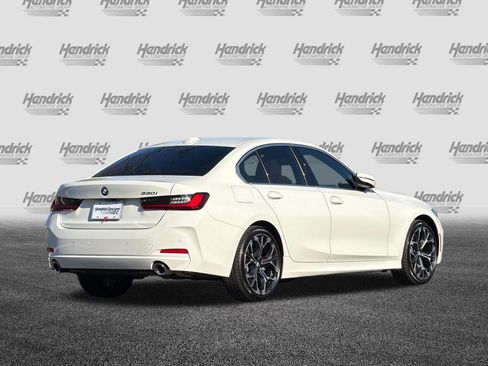 Used 2025 BMW 330i Sedan w/ Premium Package RWD image 5