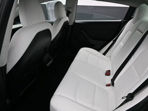 Used 2023 Tesla Model 3 Standard Range RWD image 23