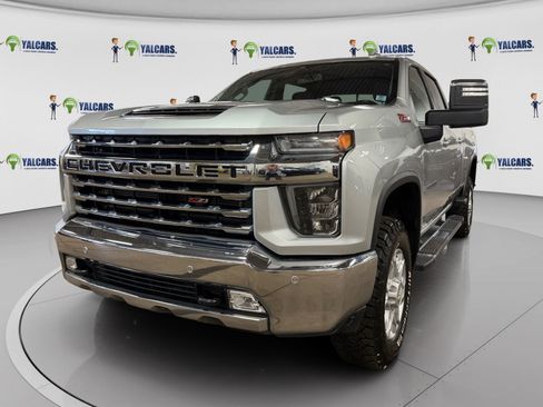 Used 2022 Chevrolet Silverado 3500 LTZ w/ LTZ Convenience Package AWD/4WD image 9
