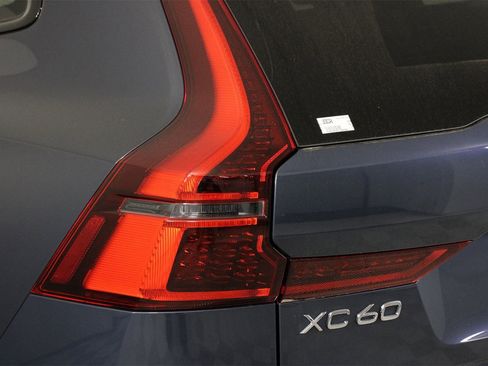 New 2026 Volvo XC60 B5 Plus w/ Protection Package Premier image 15