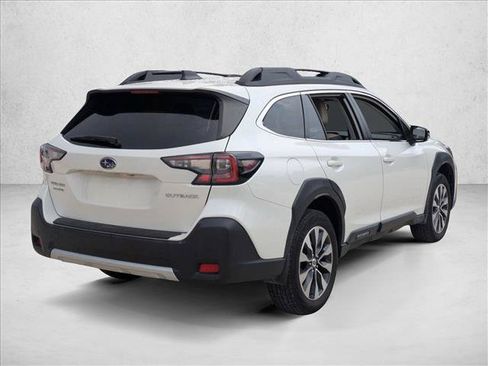Used 2023 Subaru Outback Limited AWD/4WD image 5