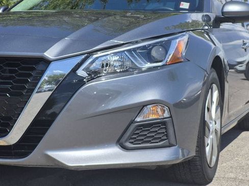 Used 2020 Nissan Altima 2.5 S FWD image 5