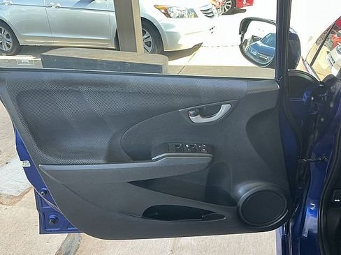 Used 2011 Honda Fit Sport image 16