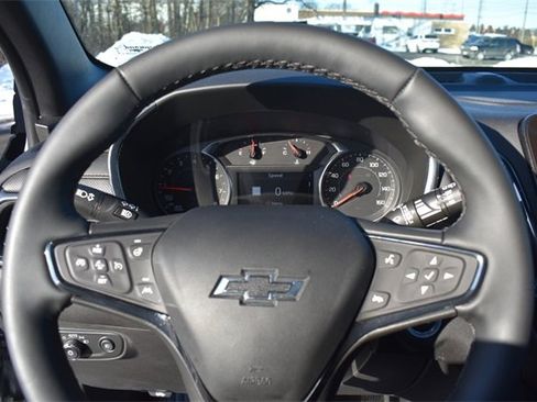 Used 2024 Chevrolet Equinox Premier image 41