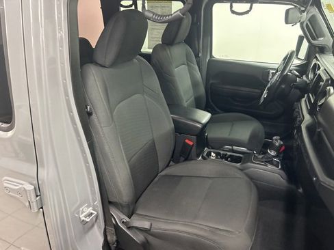 Used 2023 Jeep Wrangler Sport S image 26
