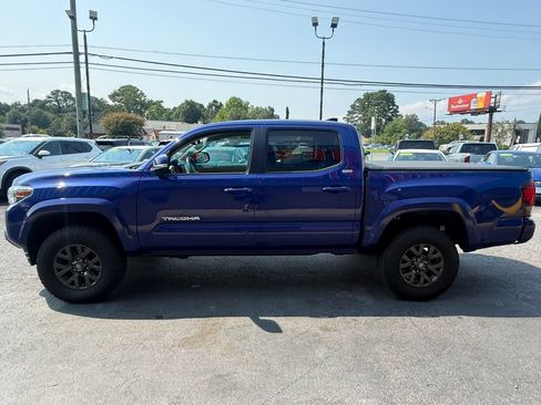 Used 2023 Toyota Tacoma SR5 AWD/4WD image 4