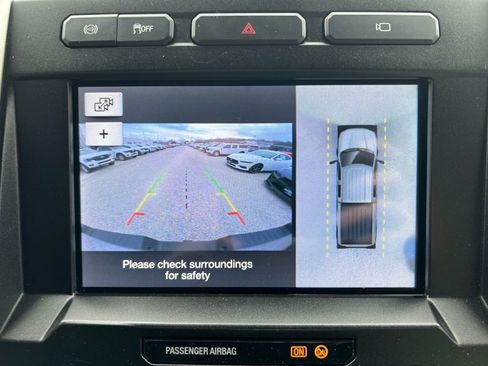 Used 2019 Ford F350 Lariat w/ Chrome Package image 30