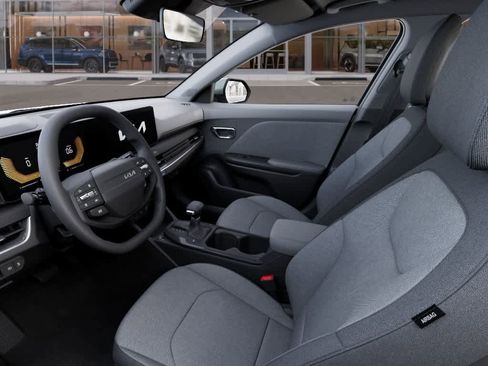 New 2026 Kia K4 LXS image 17