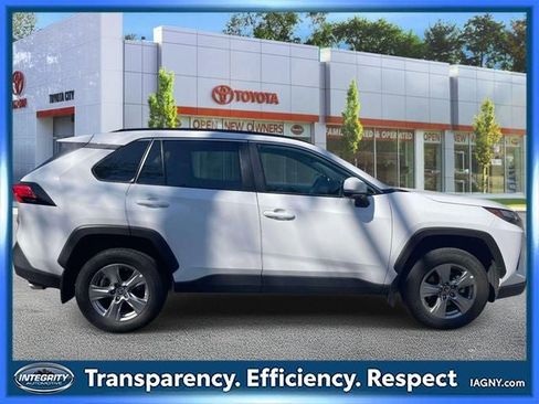 Used 2023 Toyota RAV4 XLE w/ Convenience Package AWD/4WD image 5