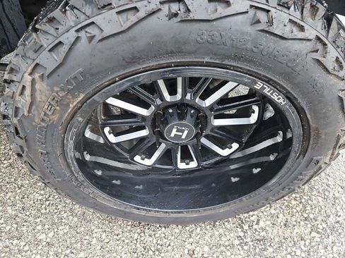 Used 2013 Nissan Titan SV w/ SV Value Truck Pkg AWD/4WD image 37
