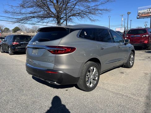 Used 2018 Buick Enclave Avenir w/ Avenir Technology Package image 3