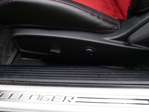 Used 2023 Dodge Challenger R/T Scat Pack image 17