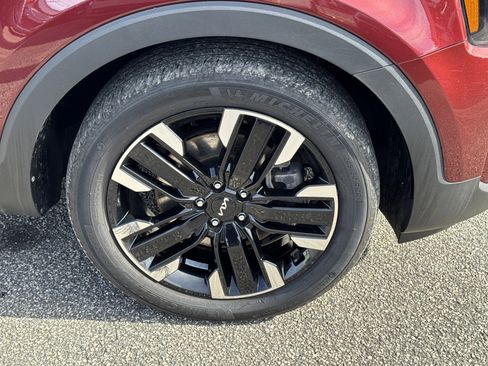 Certified 2024 Kia Telluride SX Prestige image 12