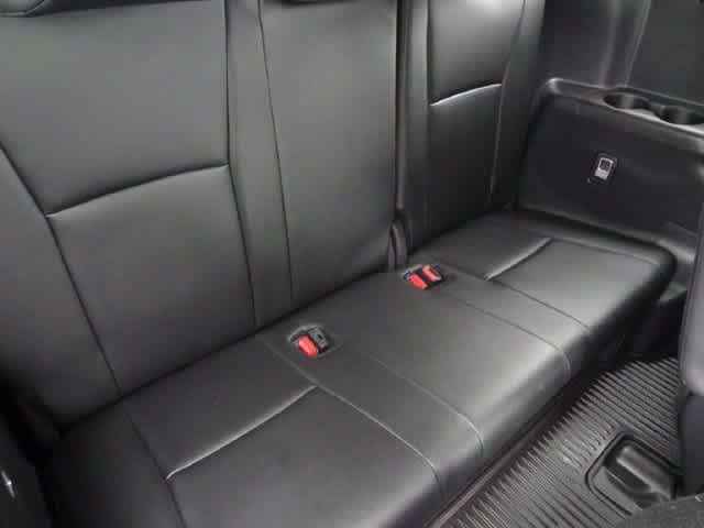 Certified 2026 Toyota Highlander XLE AWD/4WD image 12
