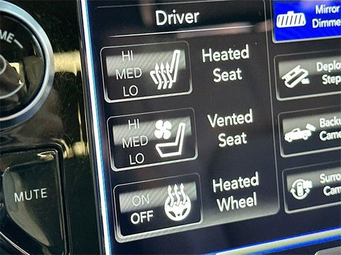 Used 2020 RAM 1500 Limited image 21