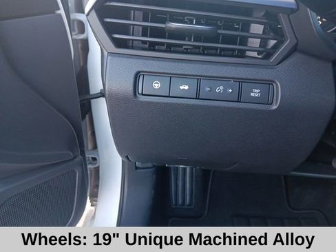 New 2025 Nissan Altima 2.5 SL image 14