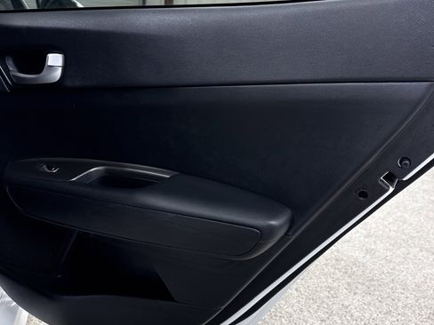 Used 2019 Kia Optima LX image 18