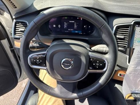Certified 2024 Volvo XC90 B6 Plus AWD/4WD image 6
