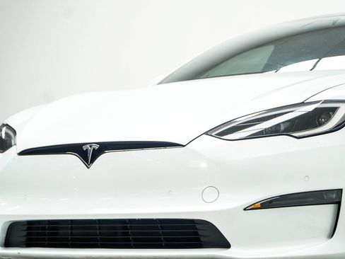 Used 2023 Tesla Model S AWD/4WD image 2